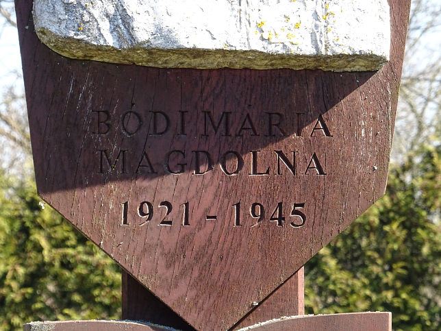 Horv�tn�dalja, M�rtyrerin Maria Magdalena B�di