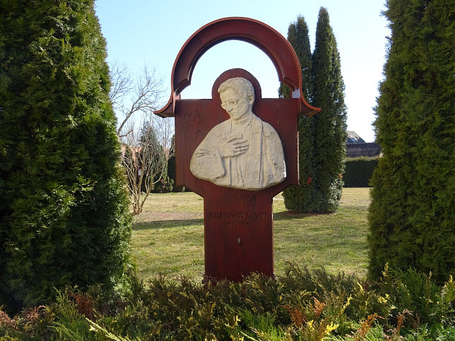 Horv�tn�dalja, Denkmal J�nos Brenner