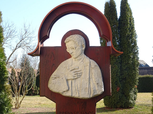 Horv�tn�dalja, Denkmal J�nos Brenner