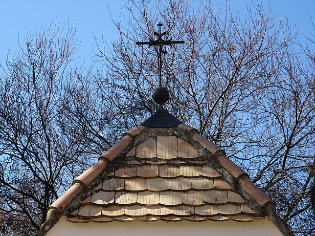 K�rmend-Horv�tn�dalja, Kapelle bei der Kirche