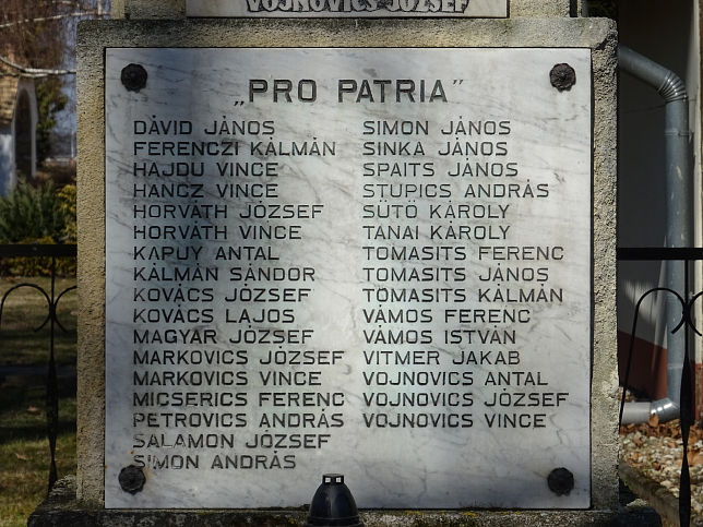 K�rmend-Horv�tn�dalja, Kriegerdenkmal