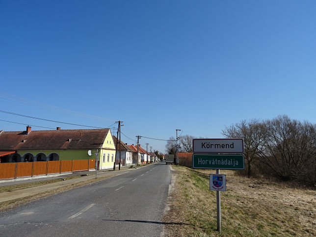 K�rmend-Horv�tn�dalja, Ortstafel