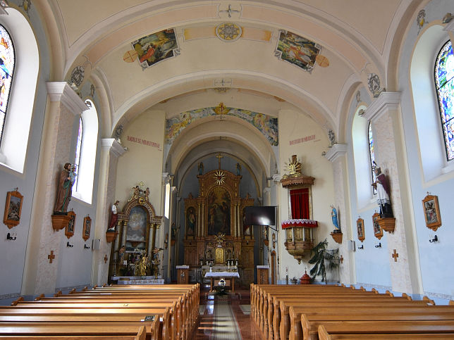 Horvtzsidny, Kirche
