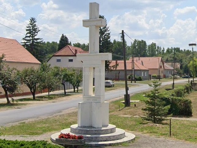 Ikervr, Kreuz