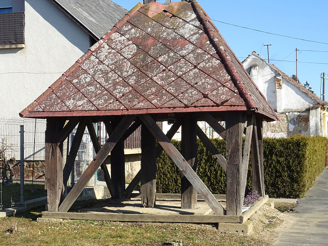 Jakabh�za, Glockenturm