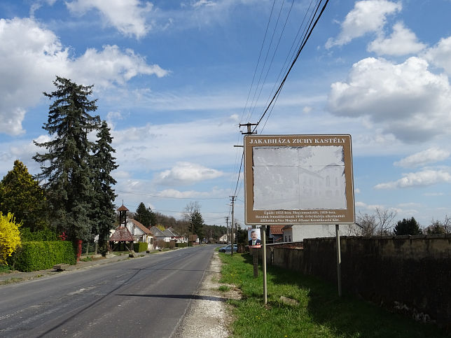 Jakabh�za, Schloss