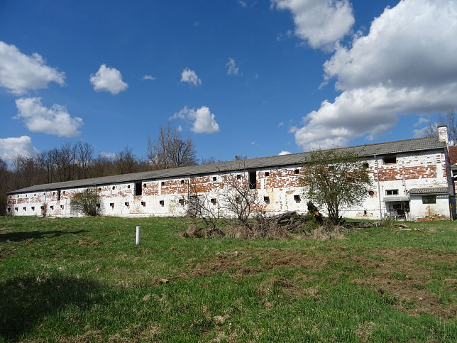 Jakabh�za, Schloss