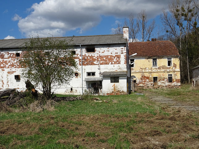 Jakabh�za, Schloss