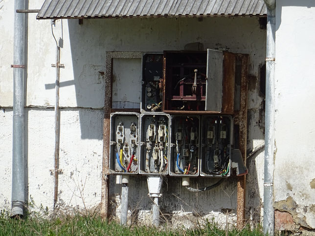 Jakabh�za, Schloss