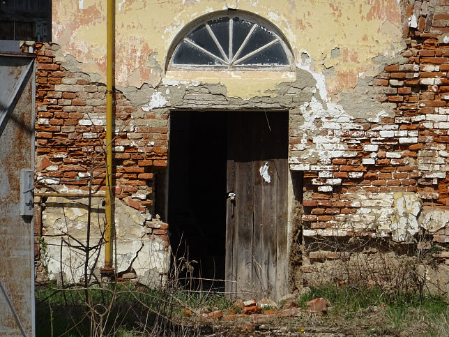 Jakabh�za, Schloss