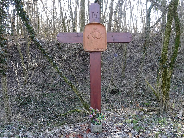 Kemestardfa, Kreuzweg