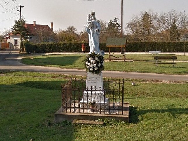 Kenz, Marienstatue