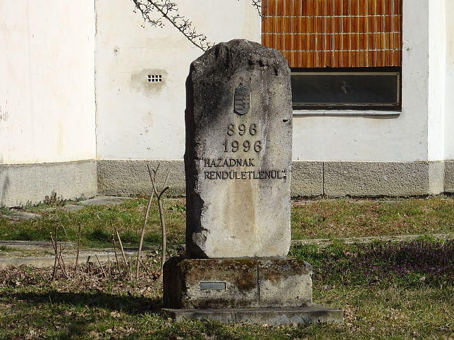 Krmend, Denkmal 896-1996