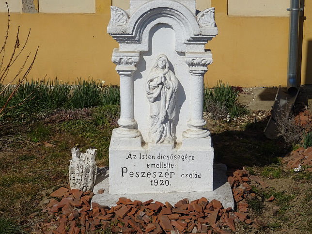 K�rmend, Kreuz Peszesz�r