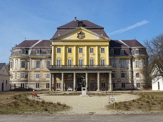 Krmend, Schloss Batthyny
