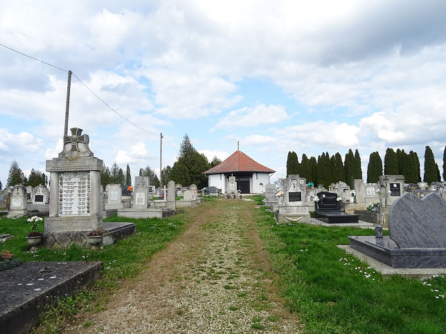 Kondorfa, Friedhof