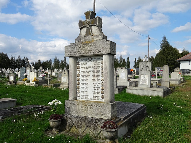 Kondorfa, Kriegerdenkmal 2. WK