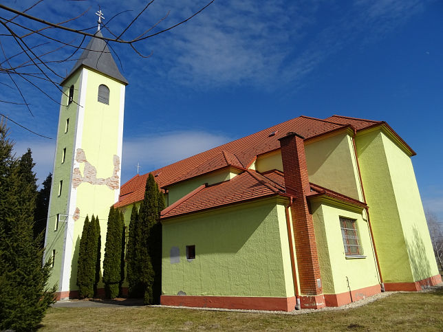 Magyarlak, Kirche