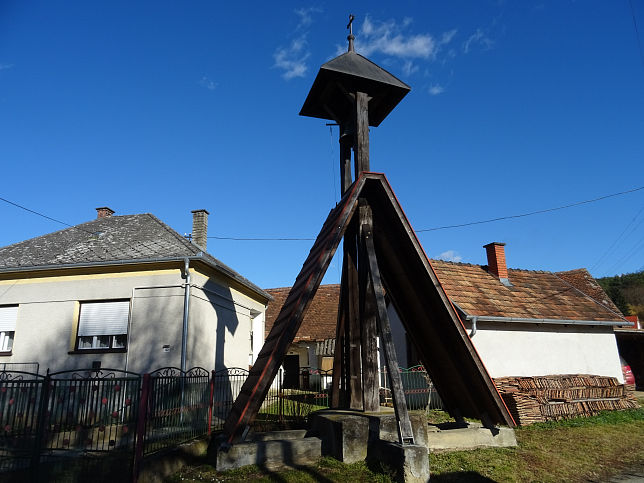M�ria�jfalu, Glockenturm
