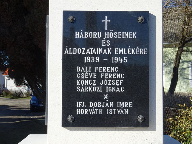 M�ria�jfalu, Kriegerdenkmal