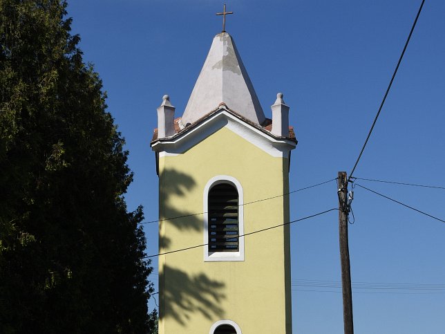 Meggyeskovcsi, Glockenturm