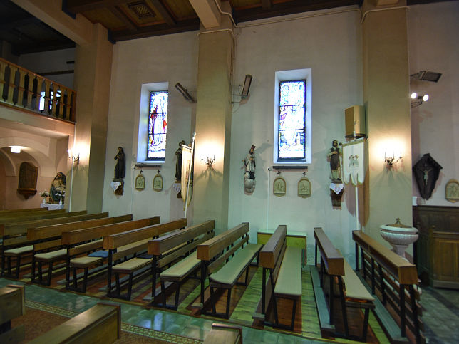 Meggyeskovcsi, Kirche