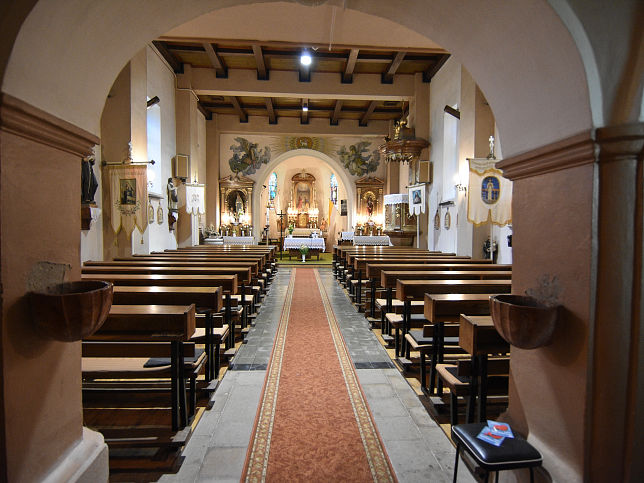 Meggyeskovcsi, Kirche