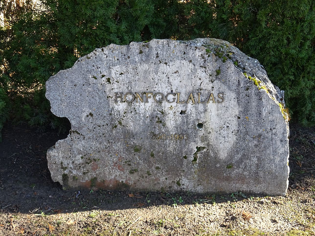 Nagyklked, Gedenkstein