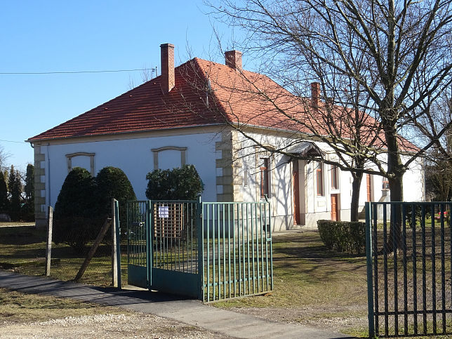 Nagyklked, Gemeindeamt