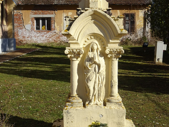 Nagyklked, Kreuz