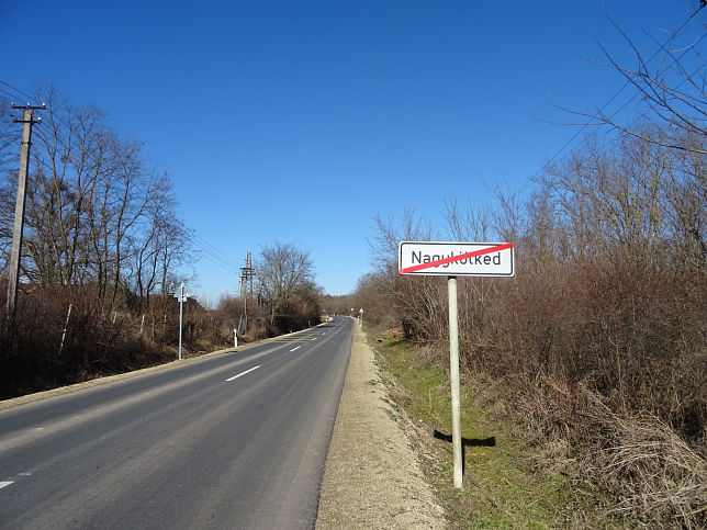 Nagyklked, Ortstafel-Ende