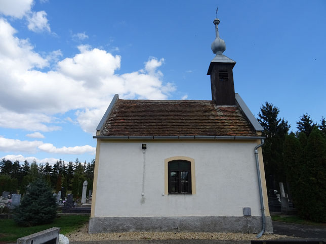 Nrai, Friedhofskapelle