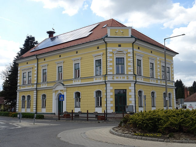 �riszentp�ter, Kreisverkehr