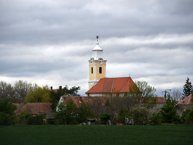 Pli, Kirche