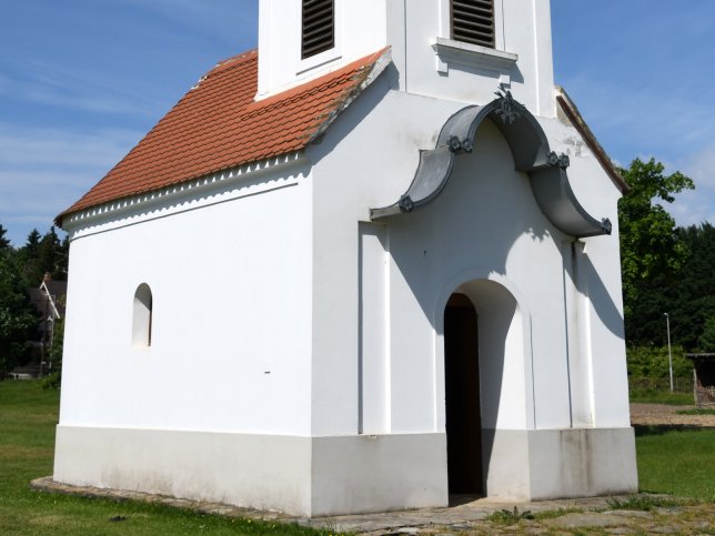 Perenye, Kapelle St. Johannes Nepomuk