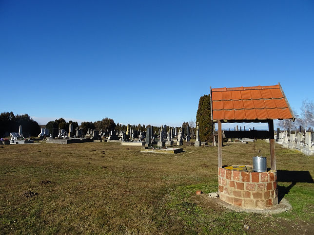 Pinkamindszent, Friedhof