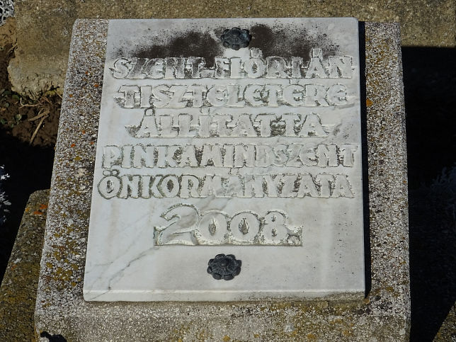 Pinkamindszent, Kreisverkehr mit Hl. Florian