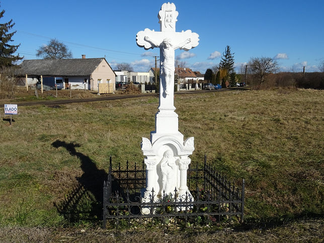 Pinkamindszent, Steinkreuz