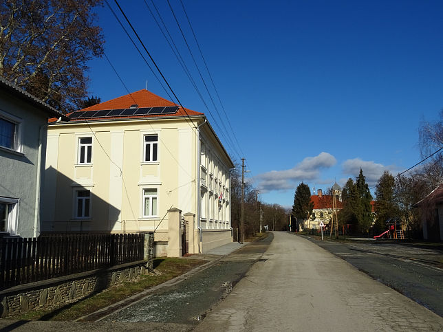 Pornapti, Gemeindeamt