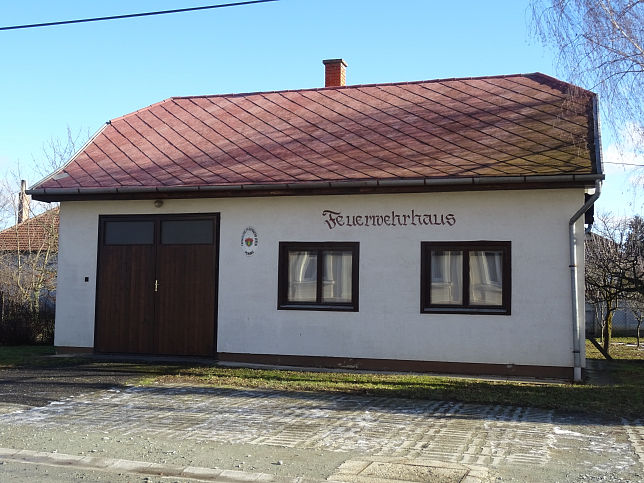 Pornapti, Feuerwehrhaus