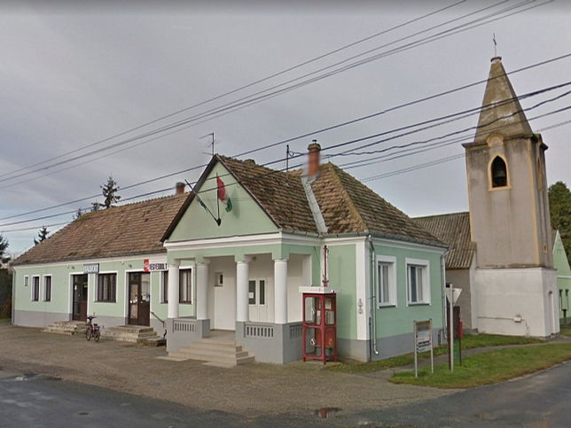 Potyond, Kirche