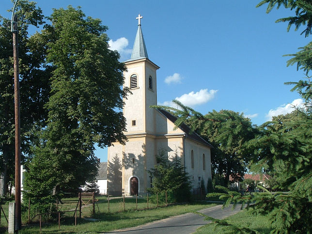 Pspkmolnri, Kirche