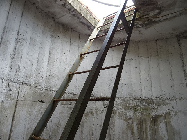 R�baf�zes, Vermessungsturm (Geod�ziai m�rőtorony)