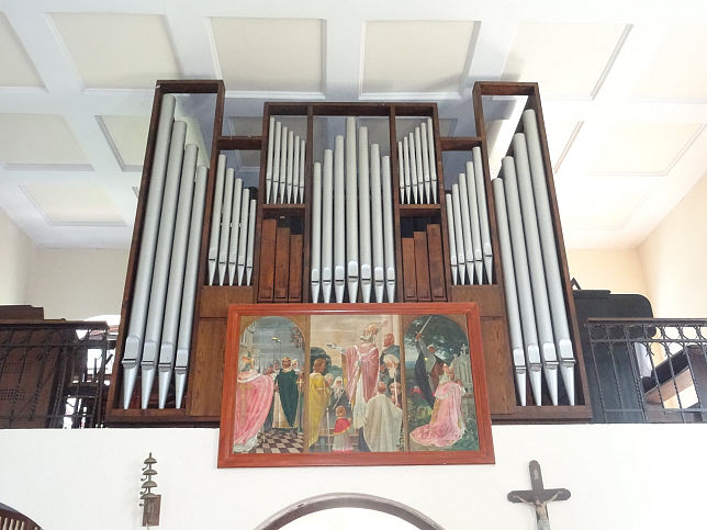 R�bagyarmat, Kirche