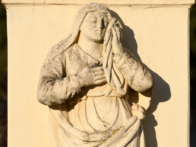 Rbasebes, Steinkreuz