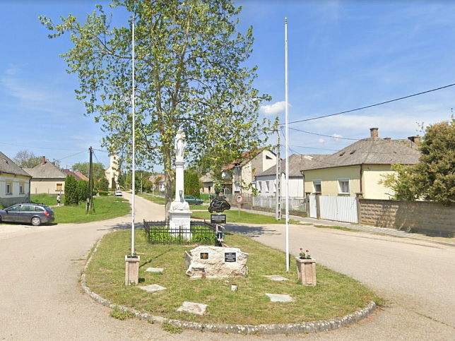 R�baszentmih�ly, Patrona Hungariae