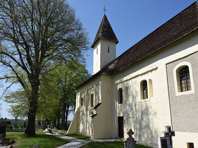 R�bat�tt�s, Kirche