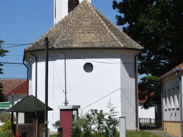 R�bcakapi, Evangelische Kirche