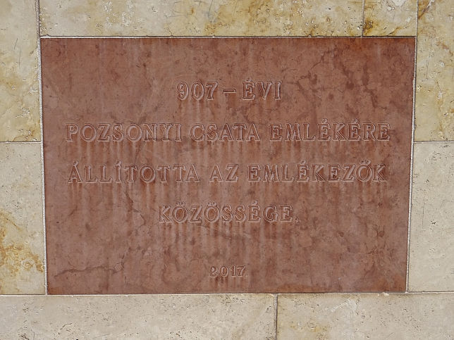 Rajka, Arp�d-Denkmal