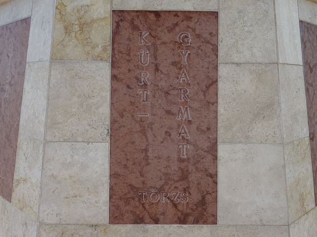 Rajka, Arp�d-Denkmal